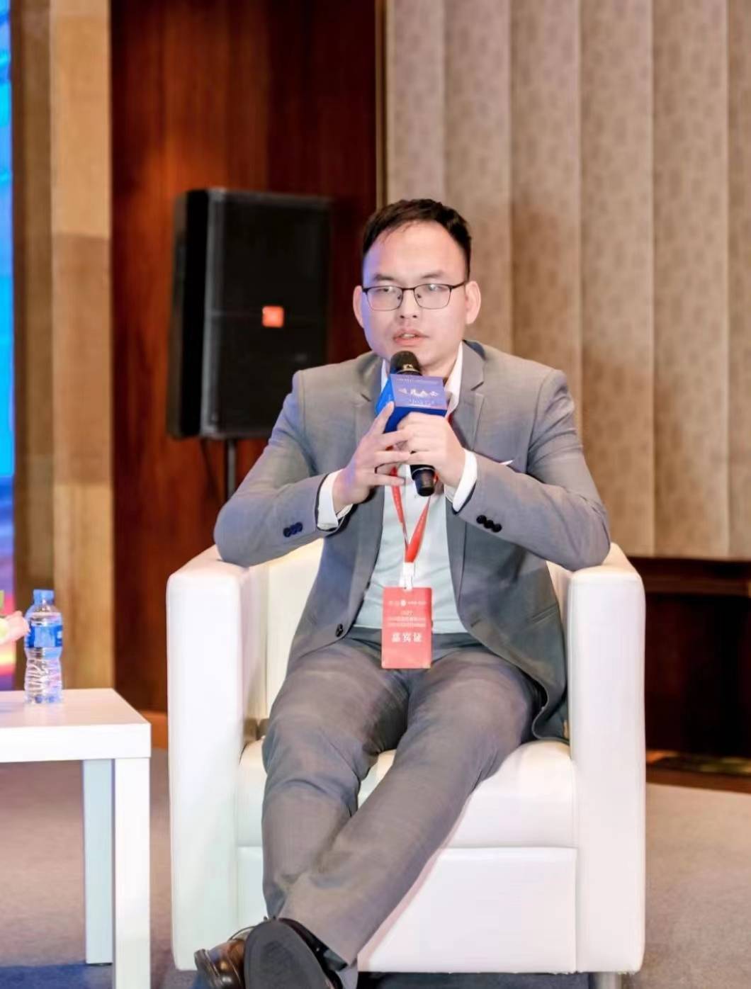 专访金信期货资产管理部总经理张海明:近期黄金走强<strong></p>
<p>期货银行</strong>,主要受美联储加息放缓预期叠加美国银行风险事件的驱动