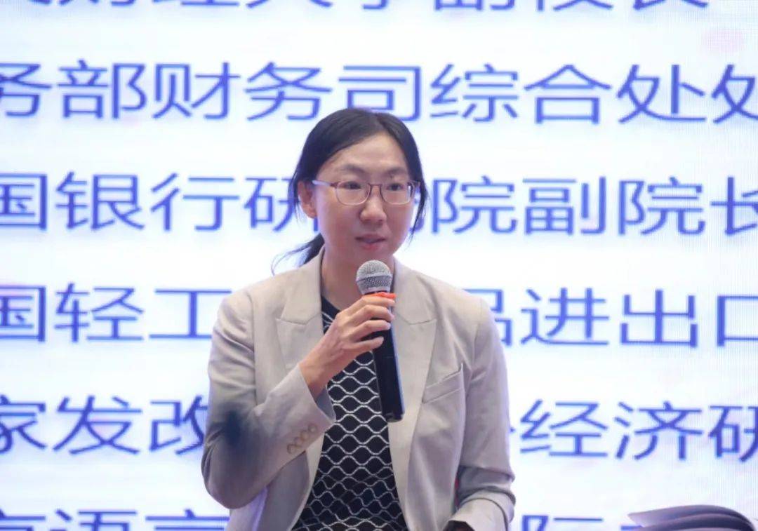 人民币国际化如何走<strong></p>
<p>中币网站</strong>?专家从最新调查中圈了重点