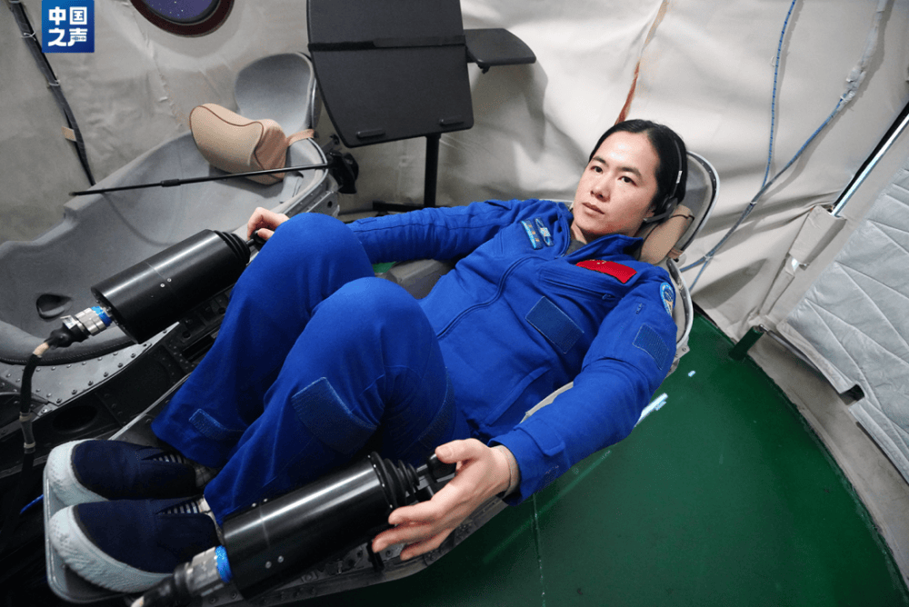 杨利伟飞天时王浩泽还在上初中<strong></p>
<p>数字币价格</strong>!90后女航天员:没有什么事情是女孩子不能做的