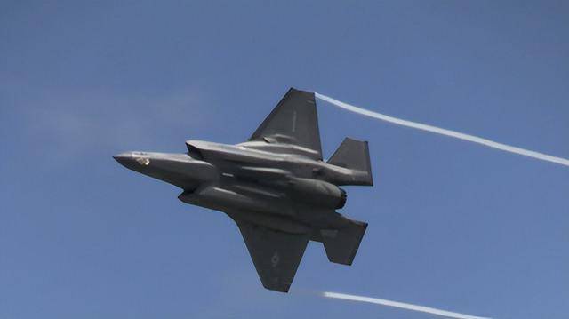 美军:飞行员慌乱中弃机弹射时<strong></p>
<p>电子货币交易</strong>,F-35战机并未失控