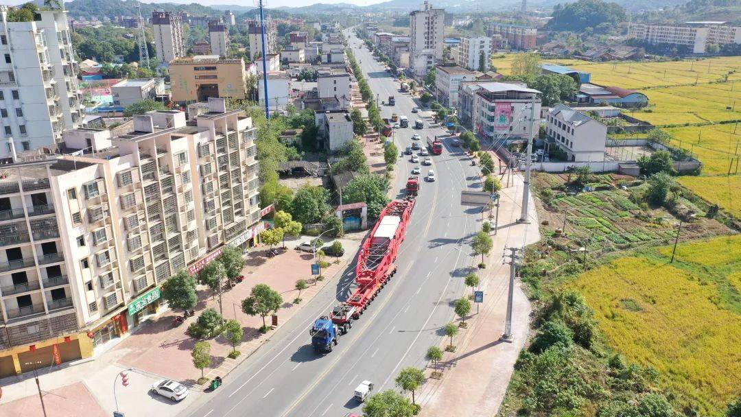 “巨无霸”再现江西<strong></p>
<p>电子货币交易</strong>!这回重达428吨!