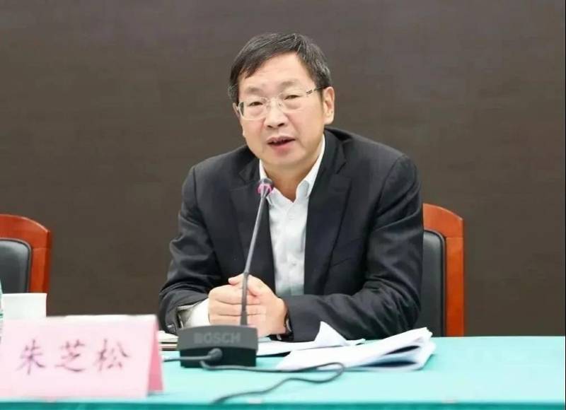 浦东新区区委书记被查<strong></p>
<p>基于软件</strong>，两天前还在调研，老上司8月被判无期