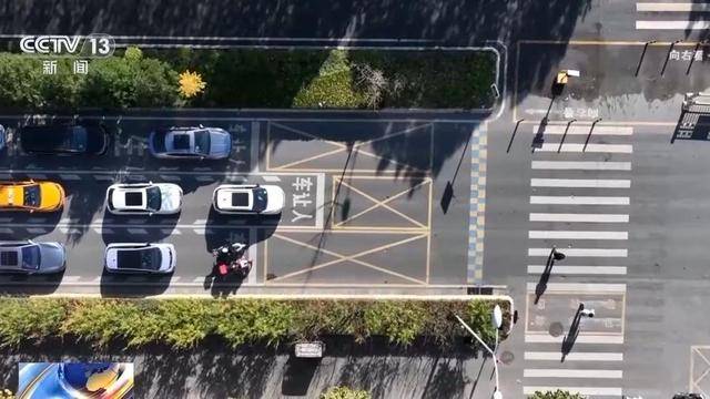 “闯绿灯”也违法<strong></p>
<p>货币利率掉期</strong>?这种情况记2分罚款200元