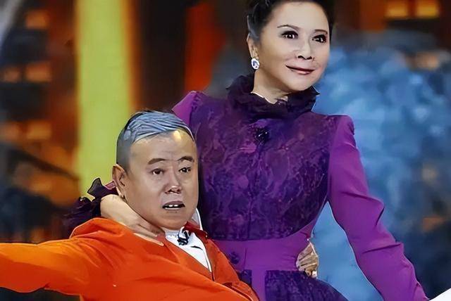 潘长江：我钱花一辈子也花不完<strong></p>
<p>刷软件下载量</strong>，如今67岁却越活越“糊涂”了