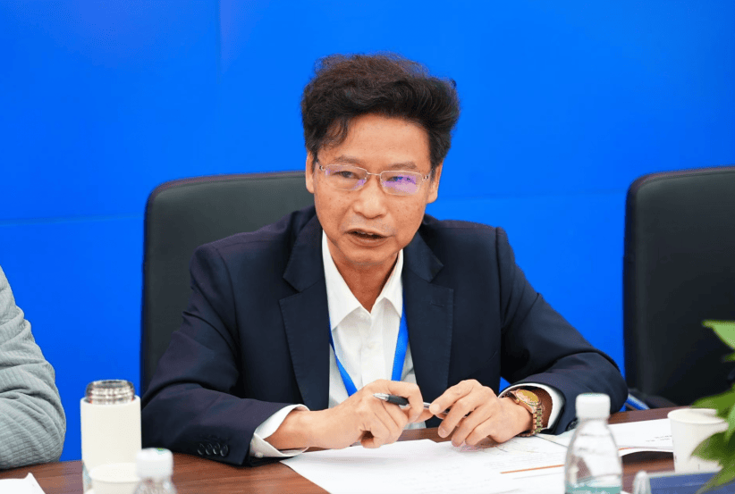 减少绕行超4公里<strong></p>
<p>免费交易网</strong>！深圳多位专家来到这条快速路……