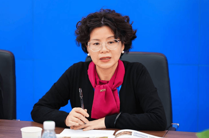 减少绕行超4公里<strong></p>
<p>免费交易网</strong>！深圳多位专家来到这条快速路……