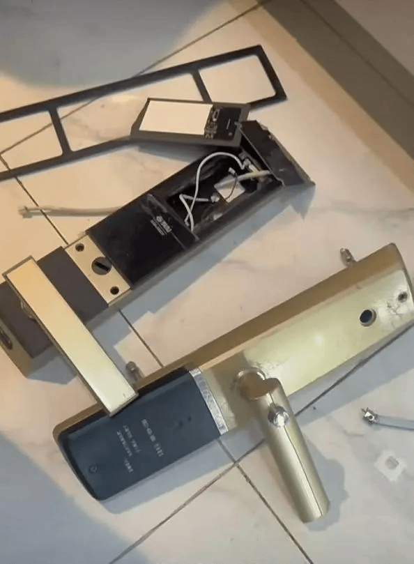 云南3名女生因门锁损坏被困民宿<strong></p>
<p>免费交易网</strong>，错过考研最后一科！最新回应