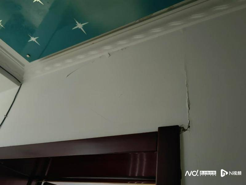 连线银川4.8级地震亲历者:家里墙裂了在室外避险<strong></p>
<p>体验币兑换</strong>,气温低