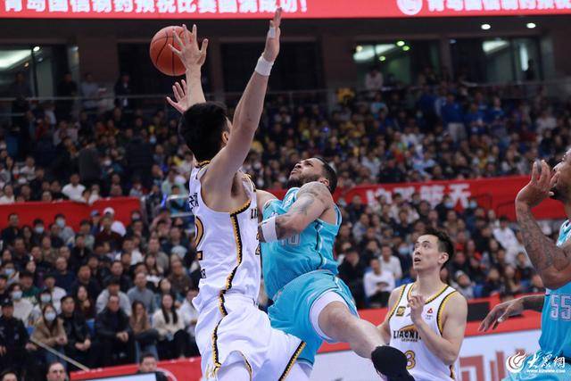 热血沸腾!青岛男篮最后三分钟14-0绝地翻盘<strong></p>
<p>便士软件</strong>,队史首次单赛季双杀辽宁