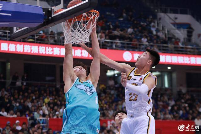 热血沸腾!青岛男篮最后三分钟14-0绝地翻盘<strong></p>
<p>便士软件</strong>,队史首次单赛季双杀辽宁