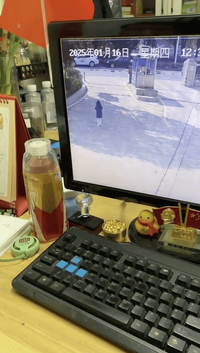 宝妈入住月子中心次日在16公里外投湖轻生<strong></p>
<p>z币网</strong>，家属讲述细节，质疑月子中心安保失职