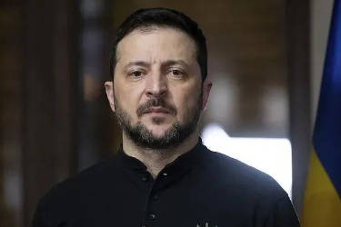 泽连斯基终于知道<strong></p>
<p>货币比例</strong>，特朗普是得罪不起的，那怎么办呢？