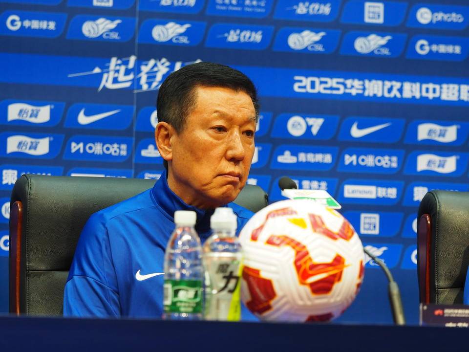 中超|山东泰山与大连英博赛前发布会<strong></p>
<p>网络交易的影响</strong>,崔康熙感冒痊愈现身会场