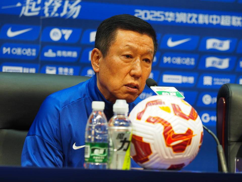 中超|山东泰山与大连英博赛前发布会<strong></p>
<p>网络交易的影响</strong>,崔康熙感冒痊愈现身会场