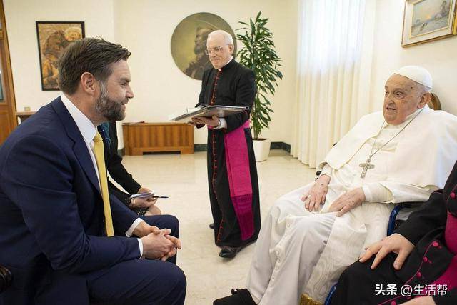 教皇方济各去世前一天曾会见万斯