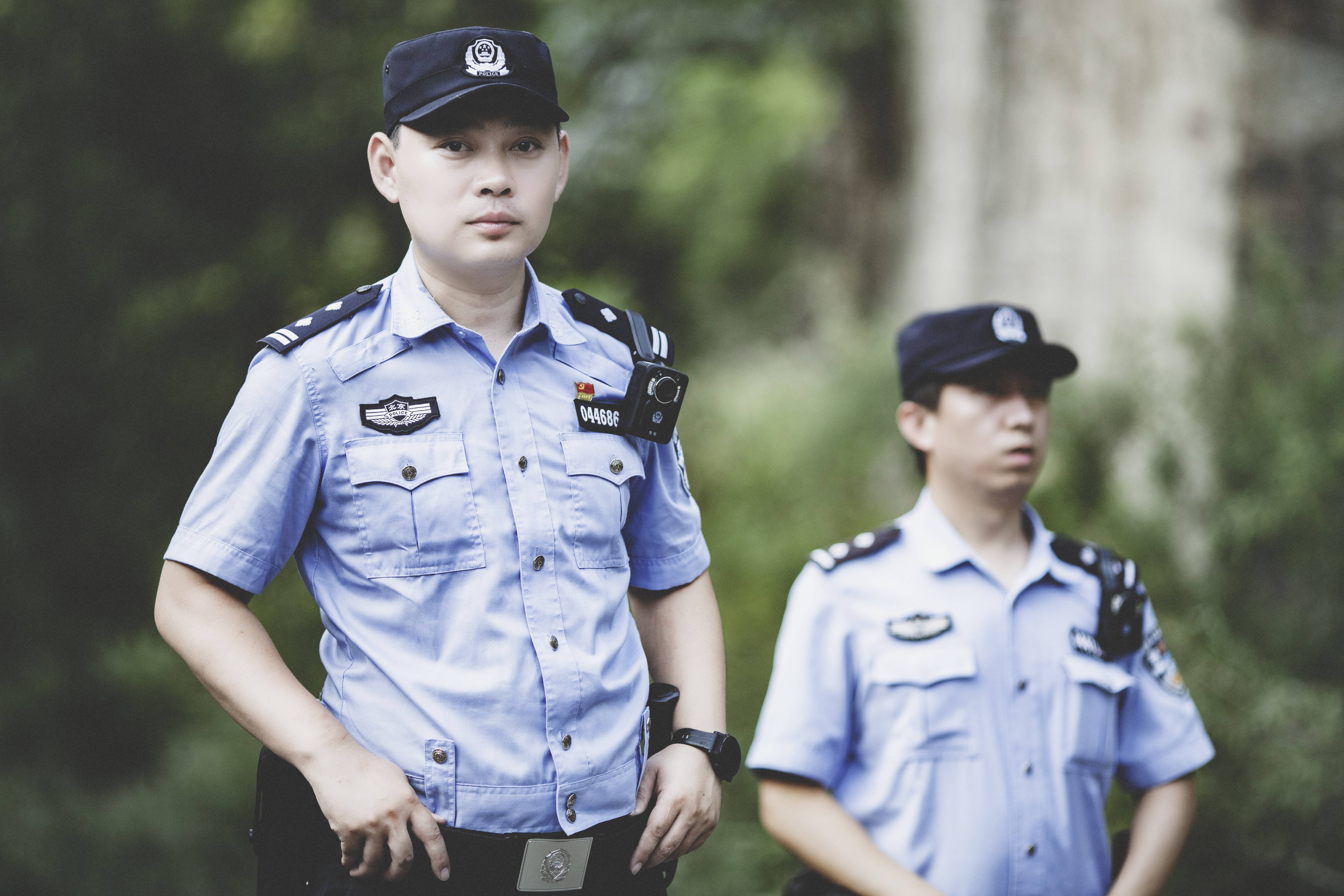 森林警察韩孟祺:乔装成驴友潜伏密林中<strong></p>
<p>软件</strong>,抓获“粘鸟”嫌疑人