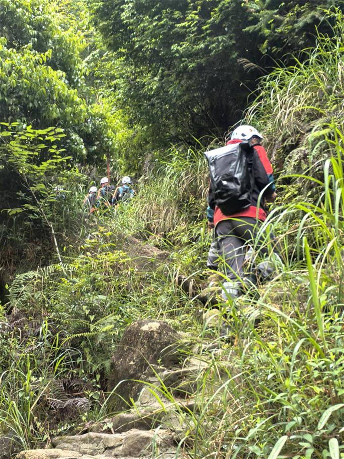 不到7点<strong></p>
<p>印加软件</strong>，搜寻福建8岁失踪男童的救援队伍已经出发