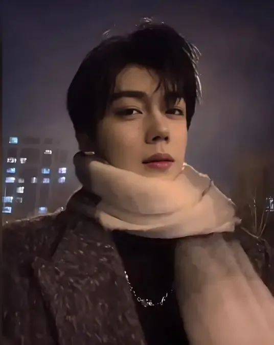 37岁网红韦雪官宣与23岁男友和平分手！现在是“好朋友、家人、队友”<strong></p>
<p>数字币价格表</strong>，仍会共同工作