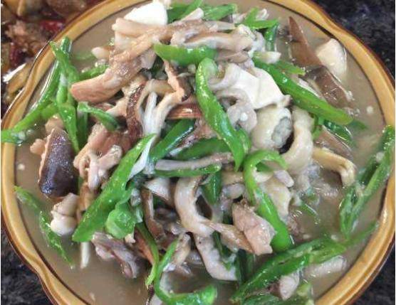 “天价”鸡枞调查：最贵卖到1800元/公斤！雨水少致产量低<strong></p>
<p>门罗币软件</strong>，多地价高客少