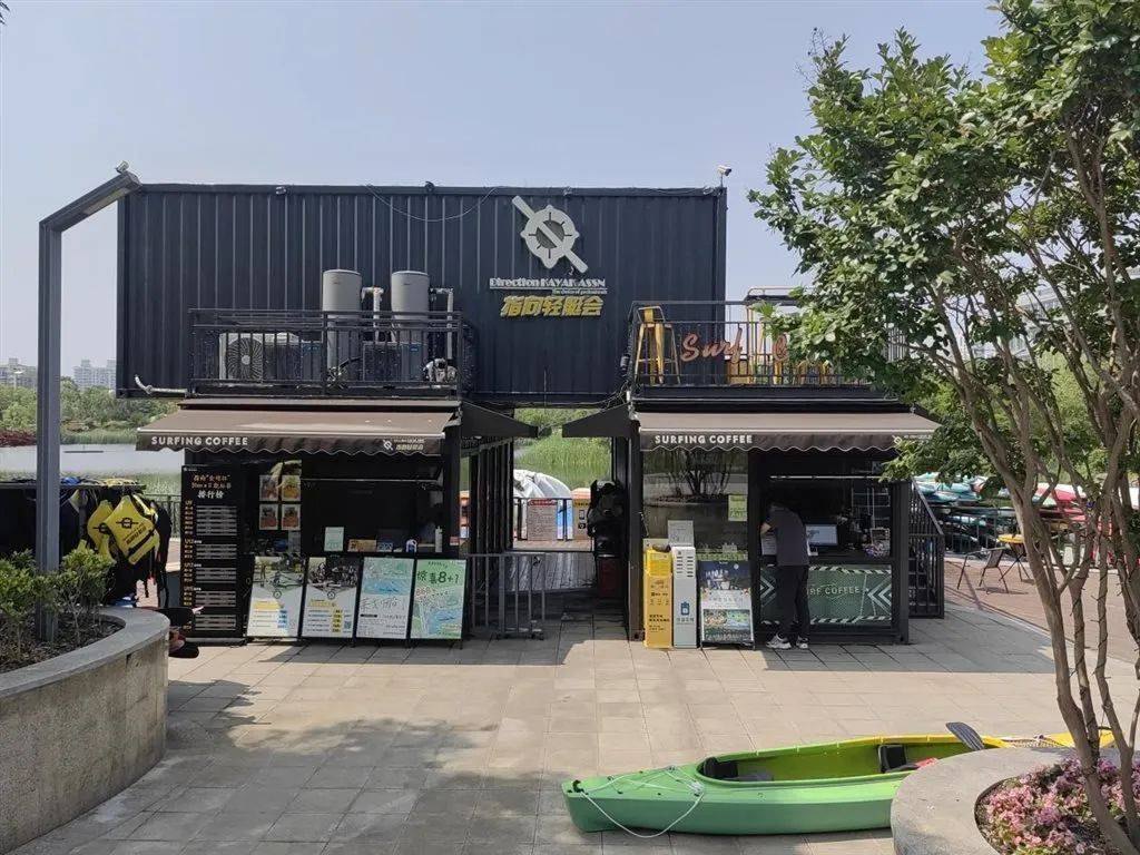 码头无人值守<strong></p>
<p>y币</strong>，上海一游客自行上岸踩空落水！律师：商家有缺陷、游客有疏忽