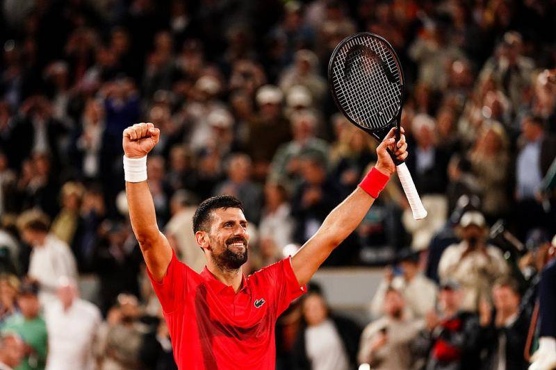 法网|赛后累到坐着受访 德约仍然期待约战辛纳