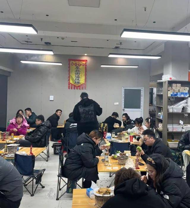 常州一烧烤店花10万赞助苏超<strong></p>
<p>货币互换保证金</strong>,因系唯一个体赞助商爆火,附近商户:之前生意一直好