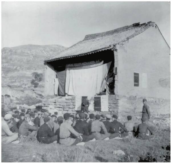 王立华：为什么毛泽东率领的红军不可征服<strong></p>
<p>比特儿服务器</strong>？斯诺的观察说明了一切