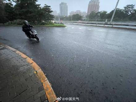 北京七区已现暴雨或大暴雨 早高峰城区及北部地区仍有明显降雨 注意出行安全<strong></p>
<p>比特派钱包</strong>!