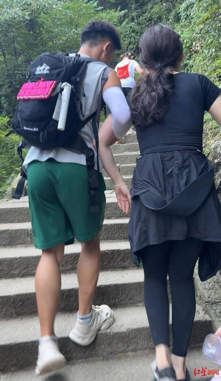 揭秘峨眉山陪爬团队：已陪爬千名游客九成为女性<strong></p>
<p>比特派怎样使用教程</strong>，不会主动拉背扛抱，主要保障安全