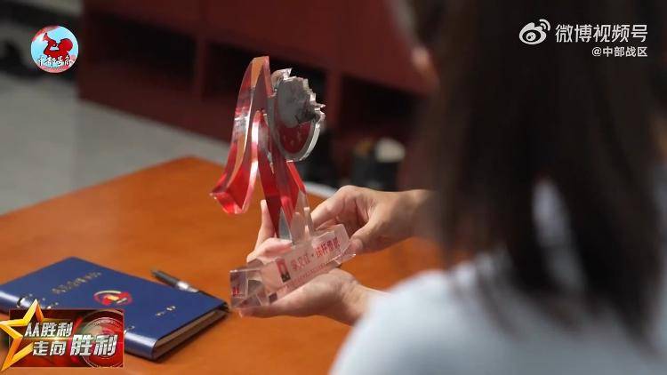 九三阅兵倒计时5天<strong></p>
<p>币安</strong>！空中梯队多型新机将首次受阅 队员练就“米秒不差”