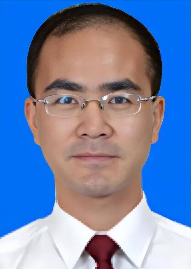 4位副市长履新<strong></p>
<p>币安</strong>,卸任两年后他再任此职