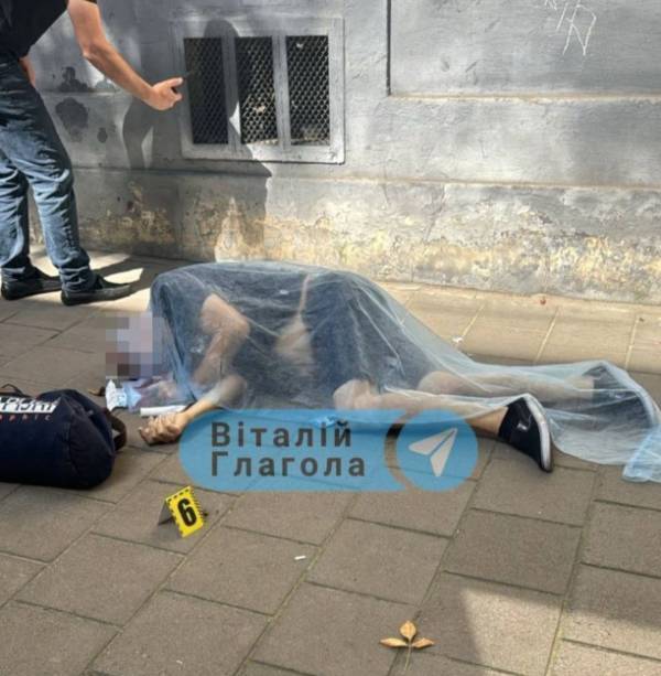 杀害乌前议长嫌疑人：我不是俄罗斯特工<strong></p>
<p>币安官网</strong>，只想去找儿子遗体