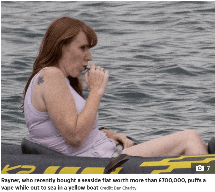 金正恩女儿首登国际舞台<strong></p>
<p>币安app下载</strong>,引爆接班传闻!英国首相被架空,工党内斗成全武行…