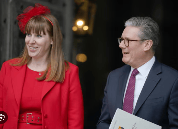 金正恩女儿首登国际舞台<strong></p>
<p>币安app下载</strong>,引爆接班传闻!英国首相被架空,工党内斗成全武行…