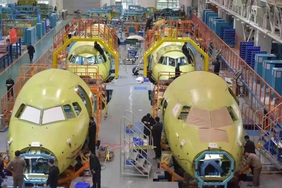 歼-20S亮相背后<strong></p>
<p>币安app下载</strong>，成都这个地方有多“硬核”？