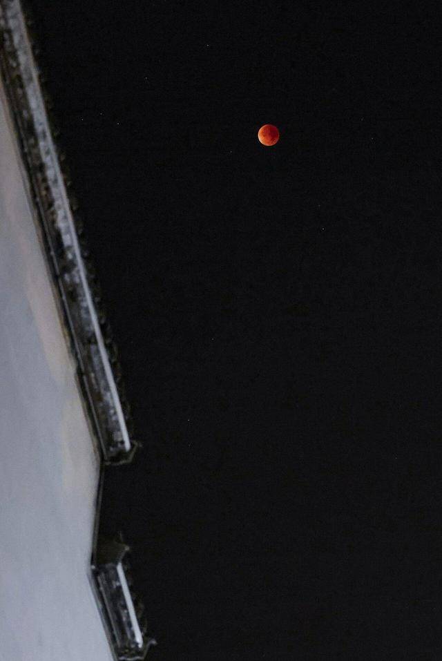 刷屏朋友圈<strong></p>
<p>币安binance官网</strong>！“红月亮”高清大图来了