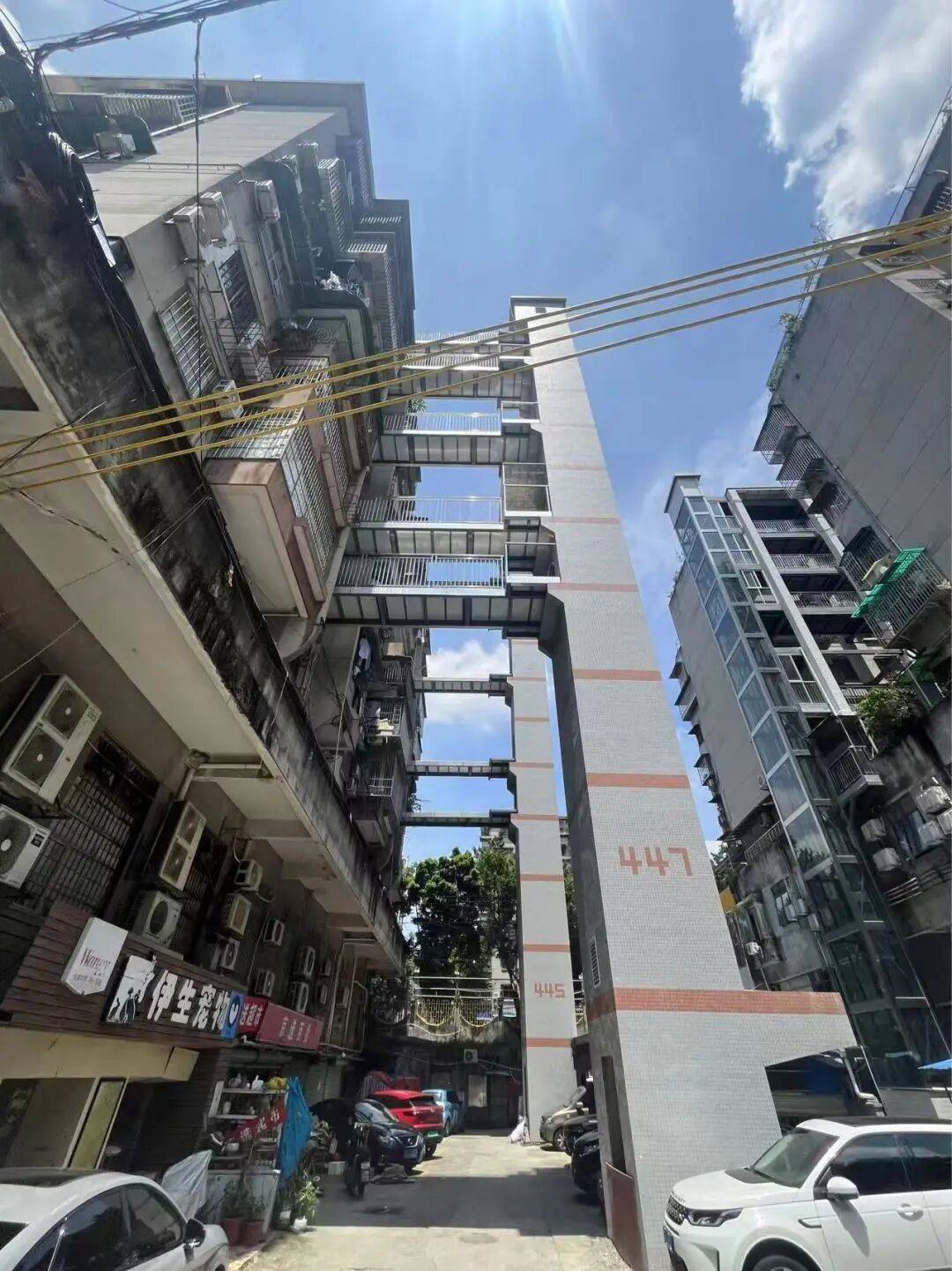 交了200多万元等了7年<strong></p>
<p>币安网</strong>,小区电梯加装仍烂尾,最新进展