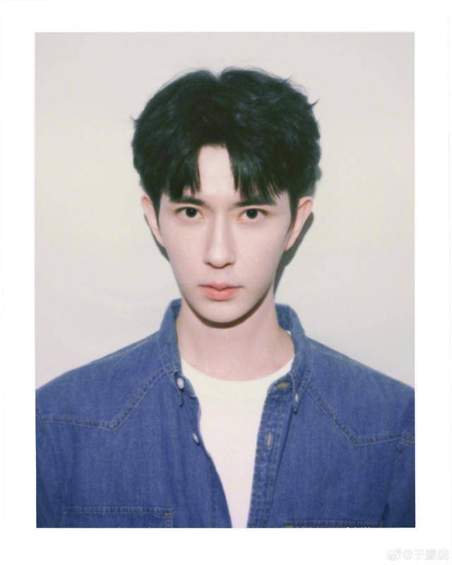 37岁男演员于朦胧被传坠楼<strong></p>
<p>币安创始人</strong>，7月刚注销工作室，警方回应