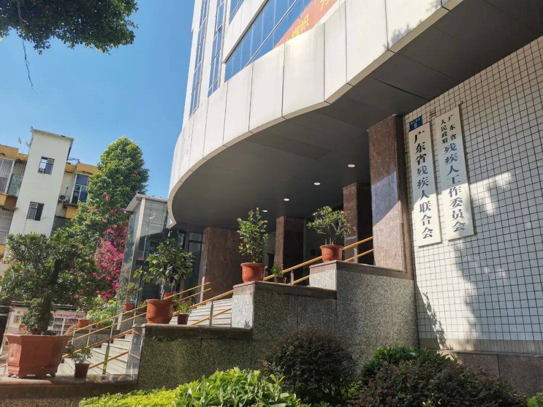 自闭症学生报到当天遭劝退后续：已通过评估<strong></p>
<p>币安币</strong>，顺利入学