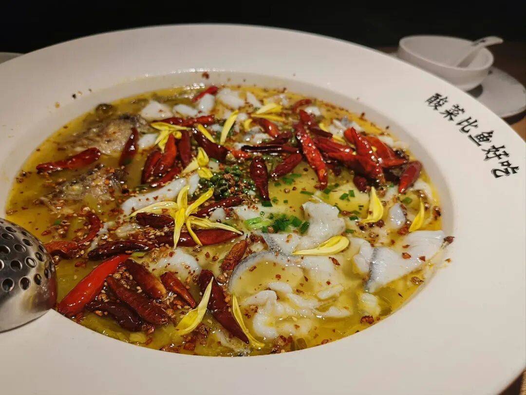 7分钟上齐3道菜<strong></p>
<p>币安app</strong>,太二酸菜鱼“活鱼现做”遭质疑!客服:只有“鲜活门店”是活鱼现杀