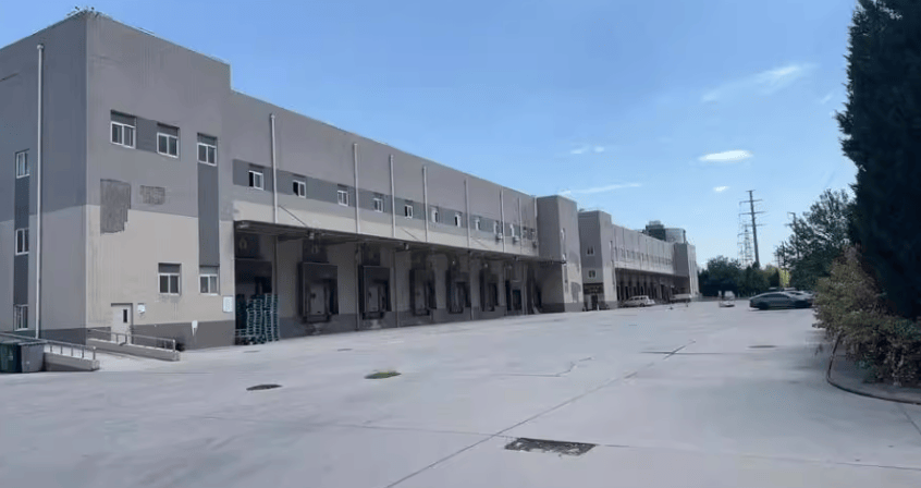 昔日陕西餐饮龙头<strong></p>
<p>币安app</strong>，被1.35亿拍卖