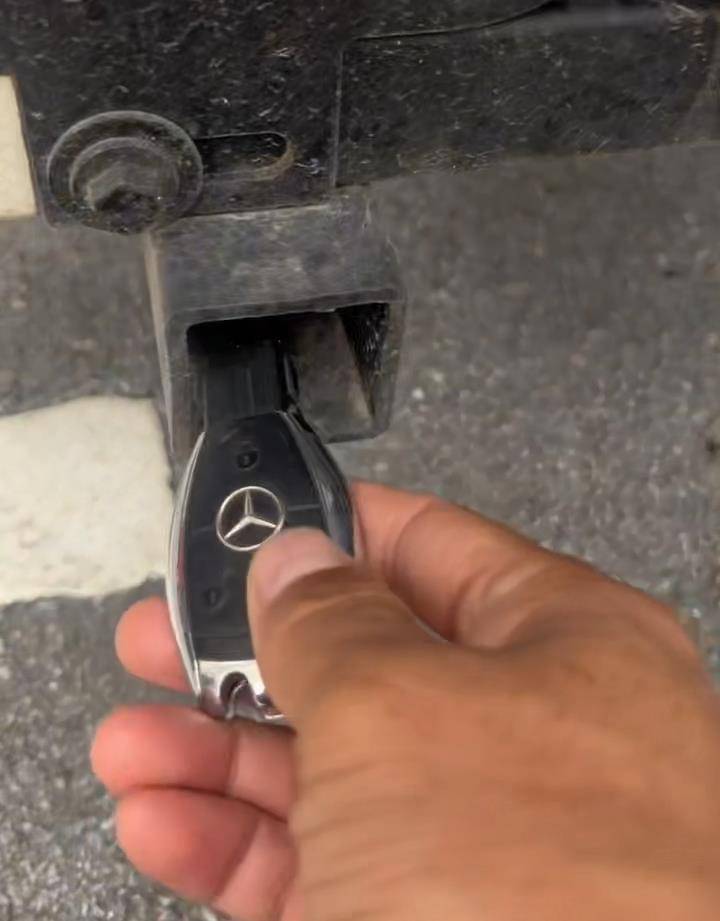 “钥匙在这<strong></p>
<p>币安官网网址</strong>，我回家了！”上海男子将百万元房车停在南宁街头，请陌生人上车体验