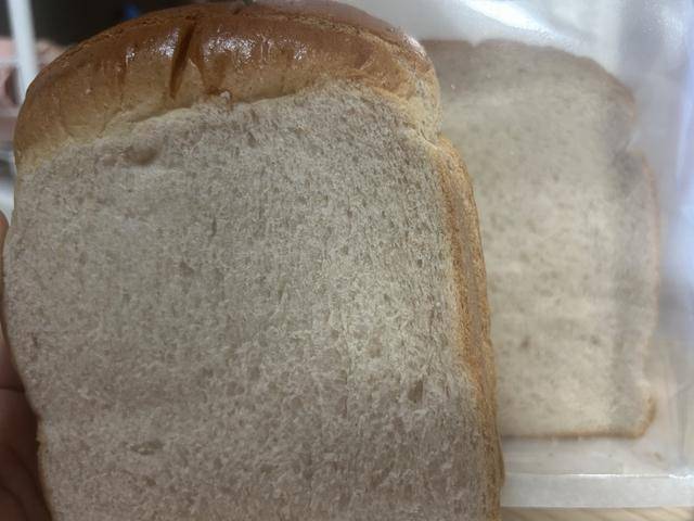 紫色向日葵、多彩胡萝卜、双色火龙果亮相青岛<strong></p>
<p>安币</strong>，种子盛会变身“未来食物实验室”