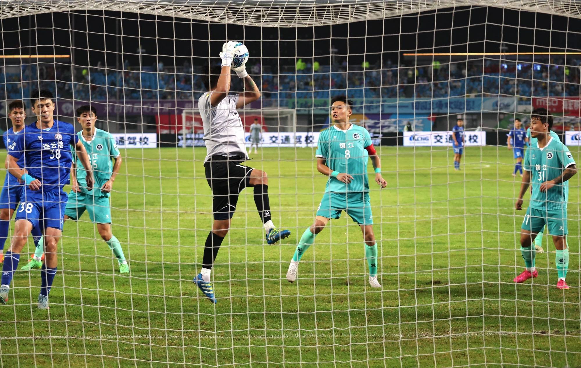 1:0<strong></p>
<p>安币</strong>！连云港顺利晋级八强 “十三妹”花落镇江