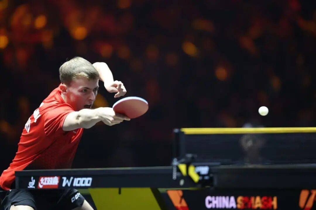 王艺迪完胜桥本<strong></p>
<p>币安交易平台</strong>，向鹏挺进8强 | WTT中国大满贯单打