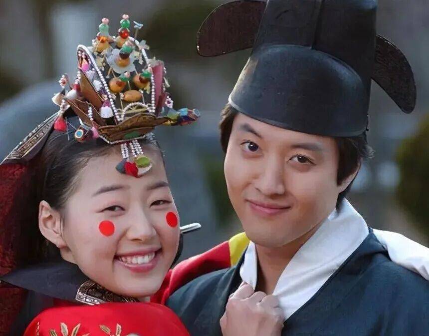 知名男演员自曝患罕见病<strong></p>
<p>币安交易平台</strong>,“连呼吸都痛”