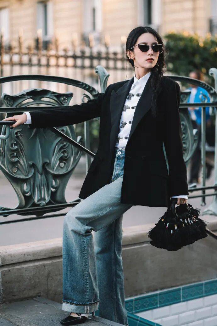 时装周上的女明星<strong></p>
<p>币安网址</strong>，秋冬氛围感一键封顶！