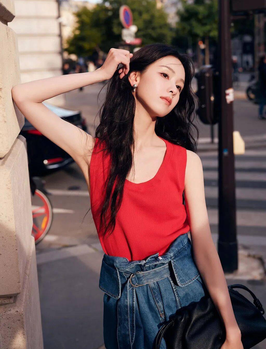 时装周上的女明星<strong></p>
<p>币安网址</strong>，秋冬氛围感一键封顶！